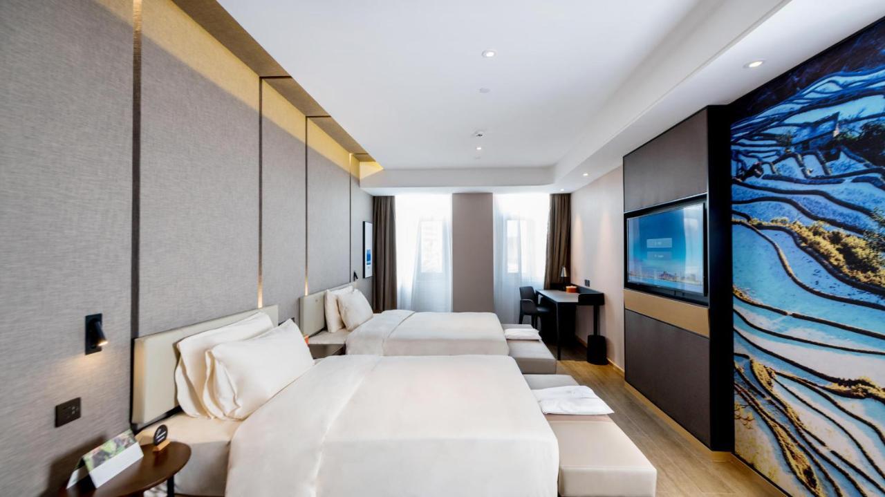 Atour Hotel Kunming Cuihu Exteriör bild